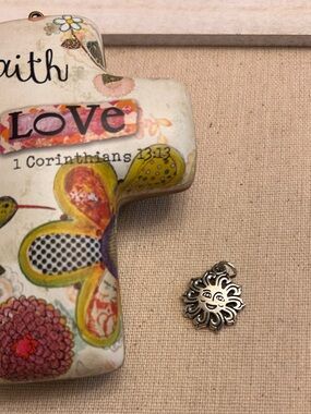 Retired James Avery Sun charm